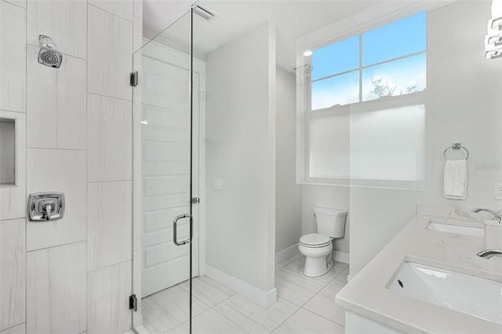 Image No.19-3 Bed Townhouse for sale