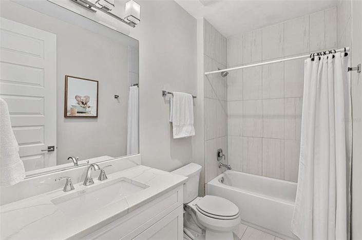 Image No.21-3 Bed Townhouse for sale