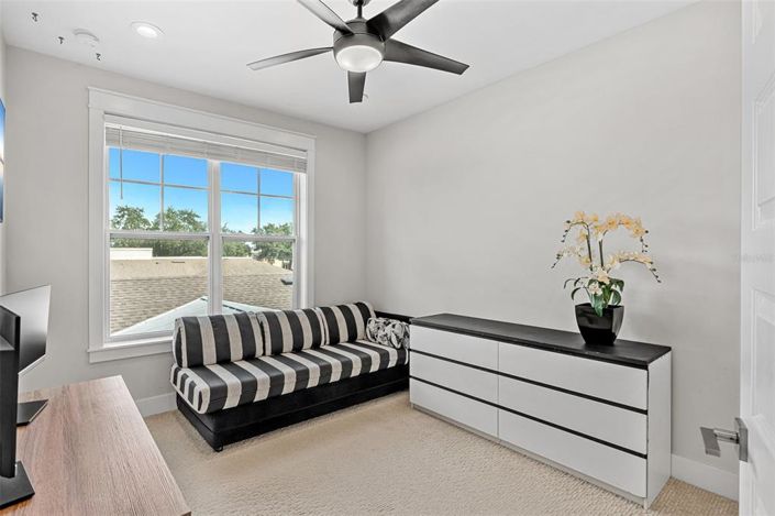 Image No.22-3 Bed Townhouse for sale