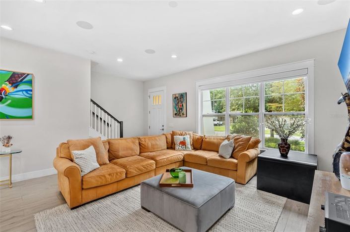 Image No.5-3 Bed Townhouse for sale