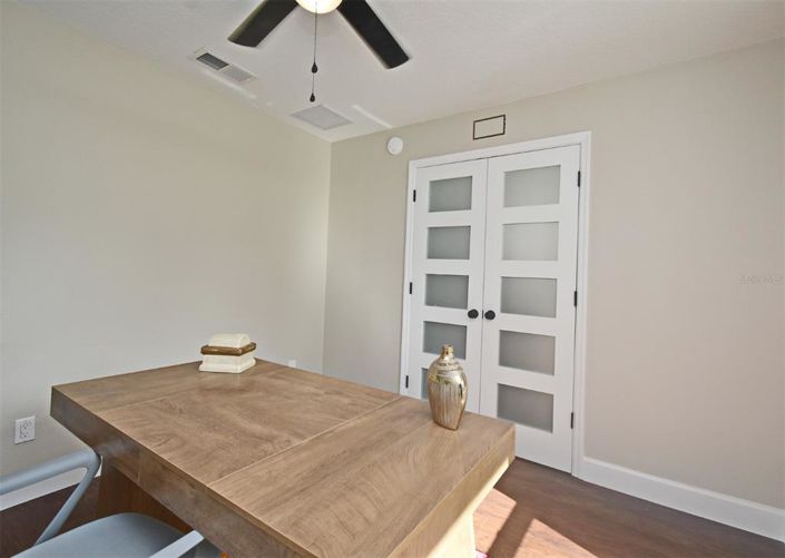 Image No.11-4 Bed House for sale