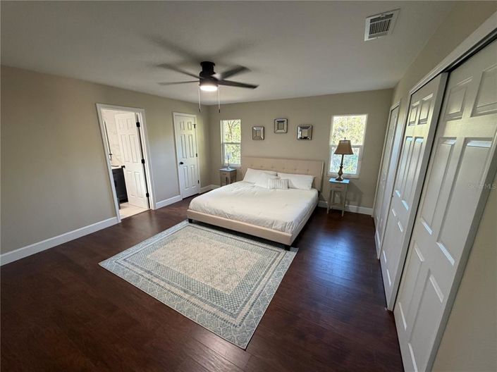 Image No.25-4 Bed House for sale