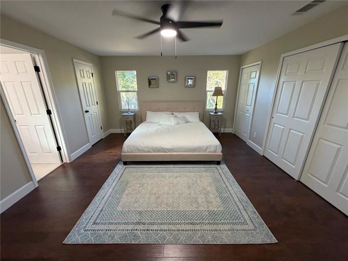 Image No.26-4 Bed House for sale