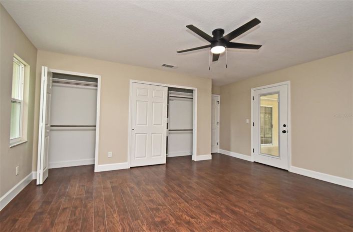 Image No.28-4 Bed House for sale