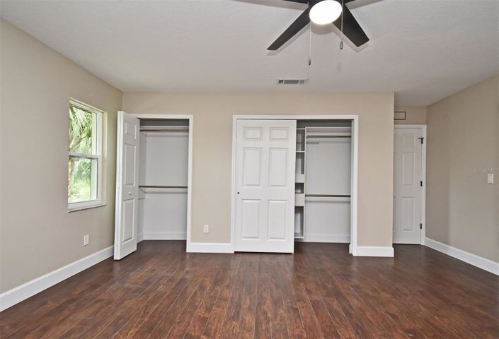 Image No.31-4 Bed House for sale