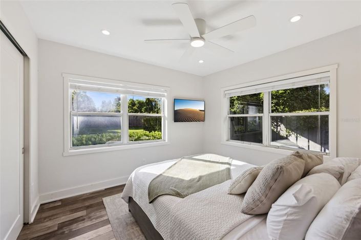 Image No.18-2 Bed House for sale