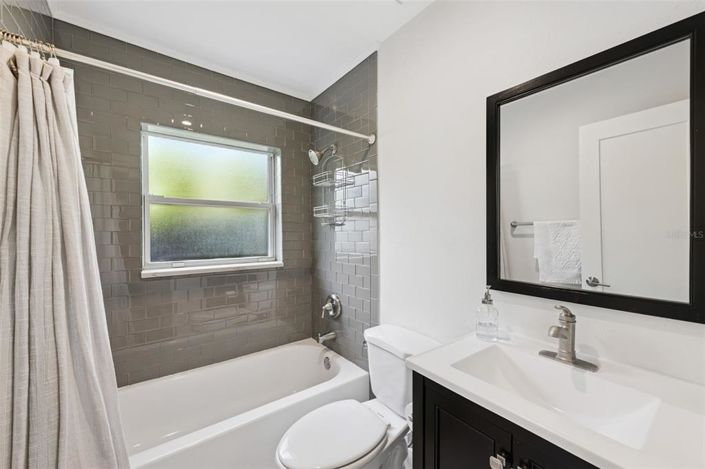 Image No.19-2 Bed House for sale