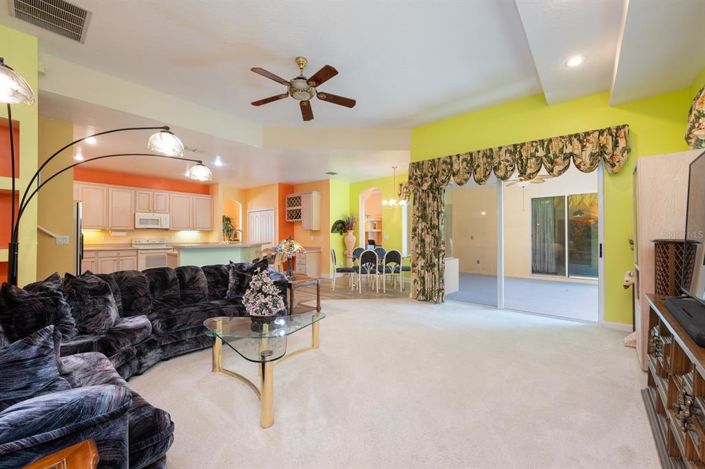 Image No.9-5 Bed House for sale