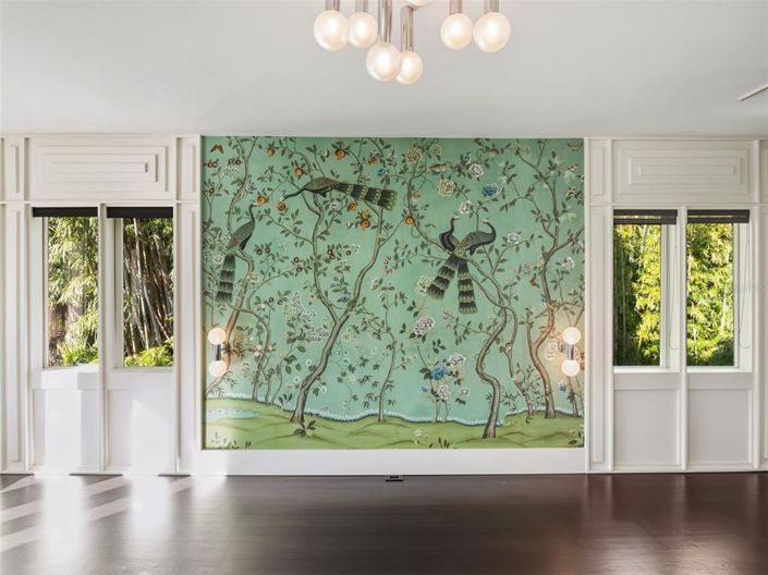 Image No.20-4 Bed House for sale