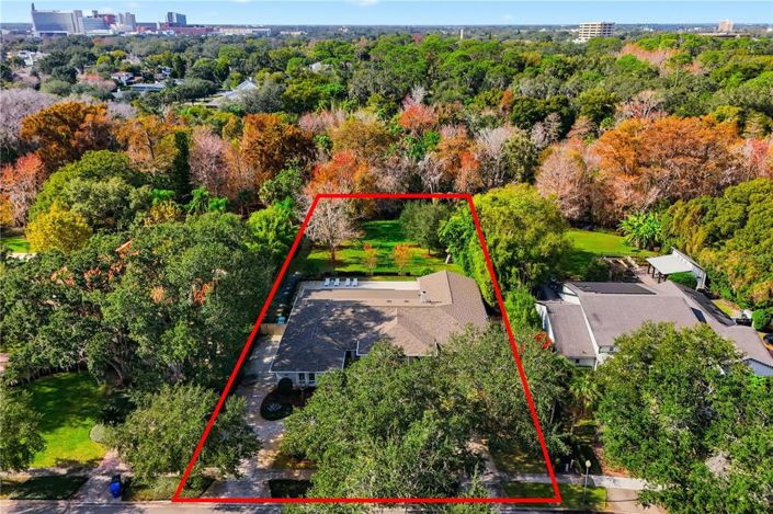 Image No.52-5 Bed House for sale