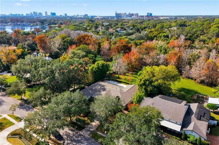 Image No.56-5 Bed House for sale