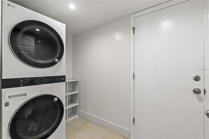 Image No.15-4 Bed House for sale