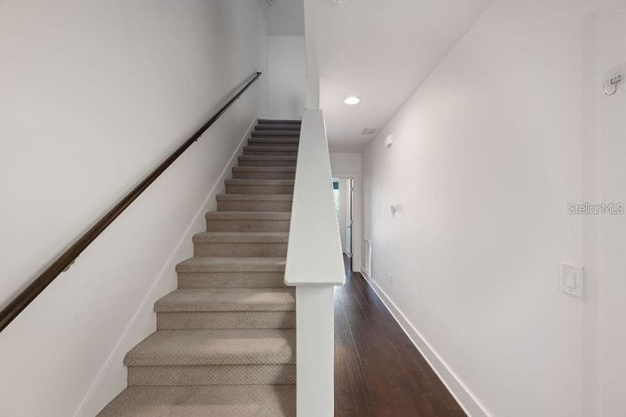 Image No.13-4 Bed Townhouse for sale