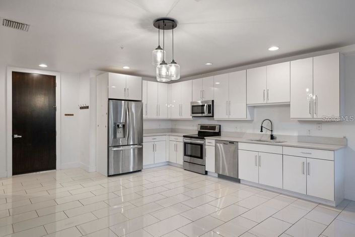 Image No.6-4 Bed Townhouse for sale