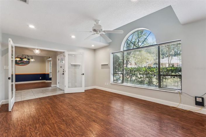 Image No.4-Maison de 4 chambres à vendre à Saint John