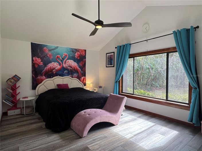 Image No.15-4 Bed House for sale