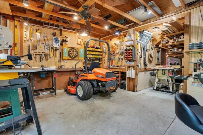 Image No.32-4 Bed House for sale