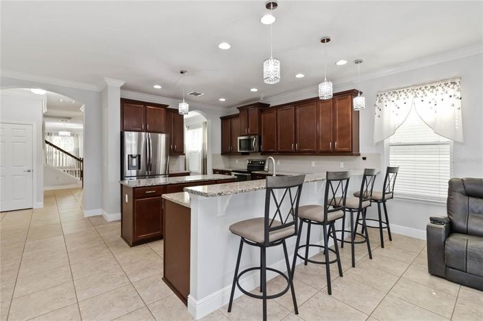 Image No.13-5 Bed House for sale