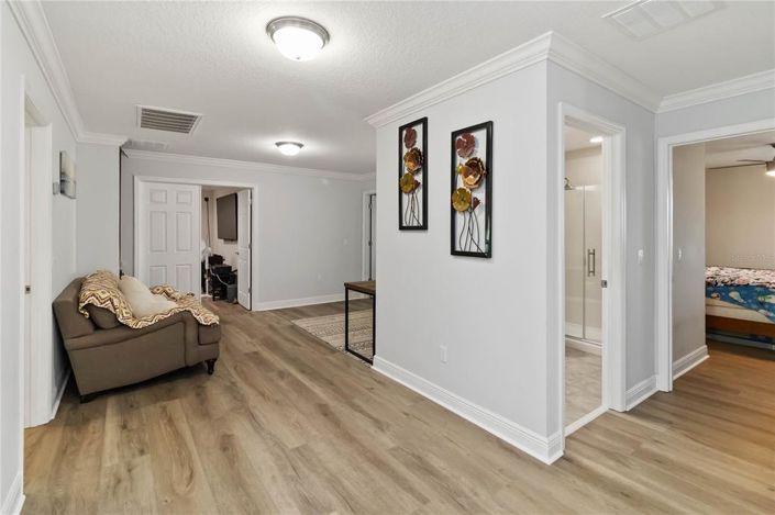 Image No.26-5 Bed House for sale