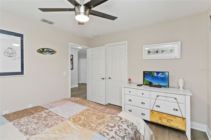 Image No.35-5 Bed House for sale