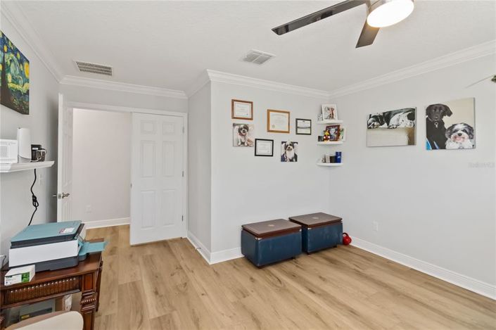 Image No.37-5 Bed House for sale