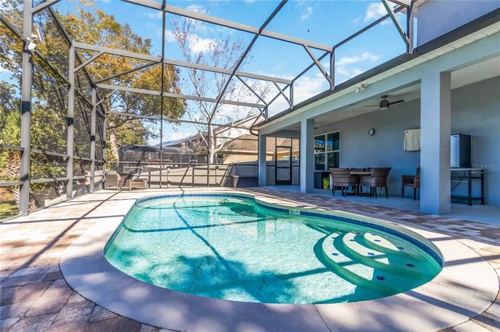 Image No.44-5 Bed House for sale