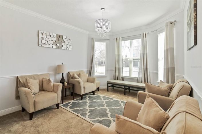 Image No.7-5 Bed House for sale