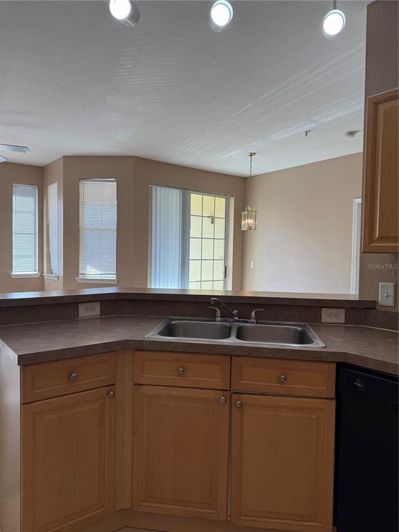 Image No.12-Appartement de 2 chambres à vendre à Saint John