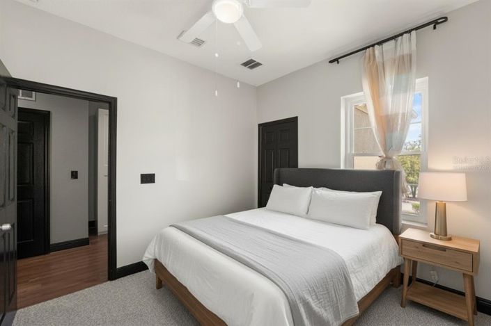 Image No.28-Maison de ville de 4 chambres à vendre à Saint John