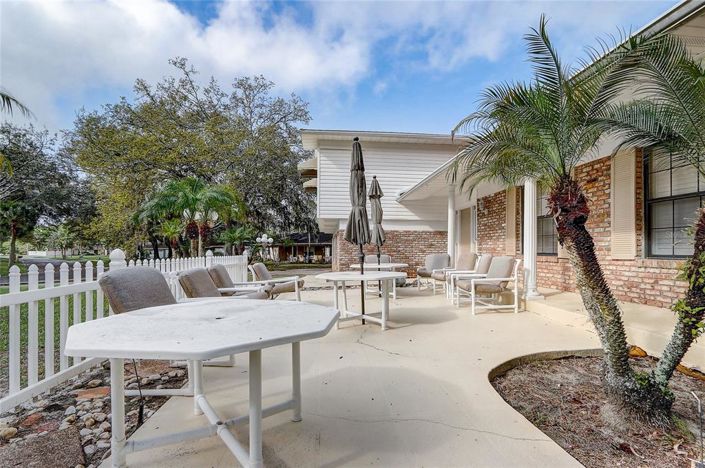 Image No.18-4 Bed House for sale