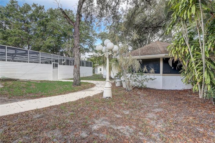 Image No.20-4 Bed House for sale