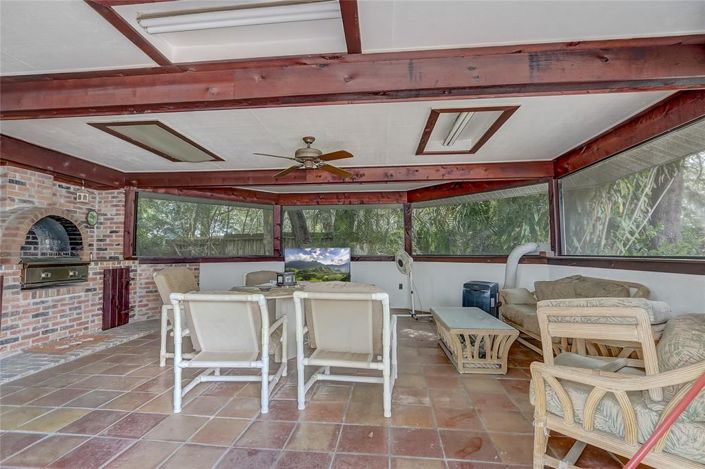 Image No.37-4 Bed House for sale