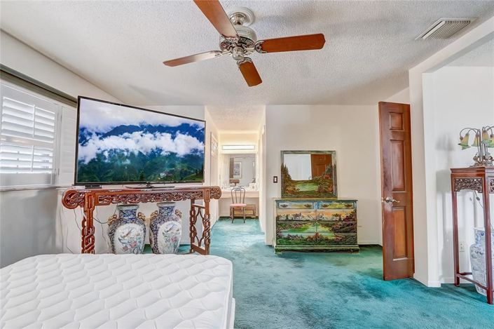 Image No.51-4 Bed House for sale