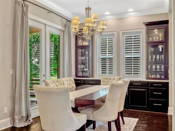 Image No.12-5 Bed House for sale