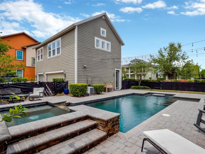 Image No.2-5 Bed House for sale