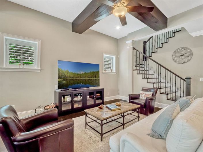 Image No.25-5 Bed House for sale