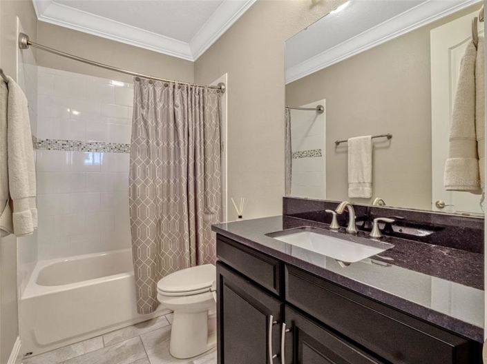 Image No.39-5 Bed House for sale