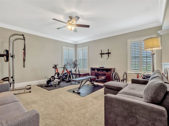 Image No.41-5 Bed House for sale