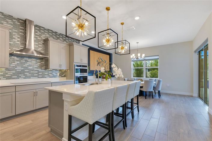 Image No.19-5 Bed House for sale