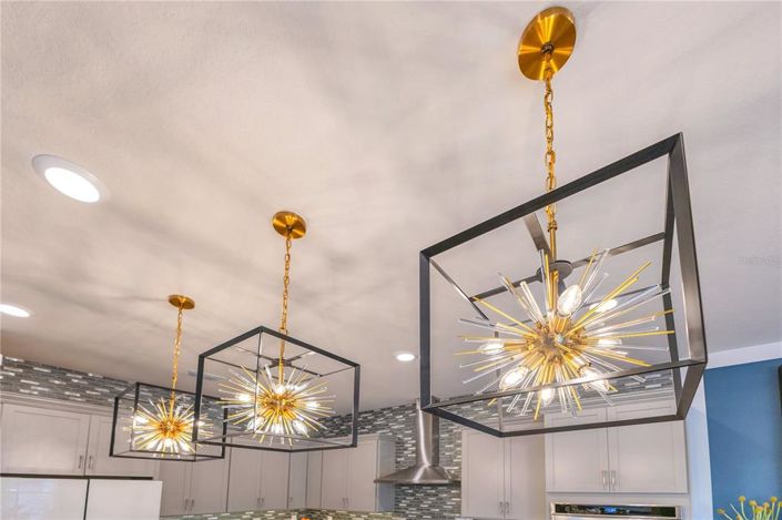 Image No.20-5 Bed House for sale