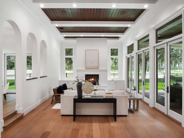 Image No.10-5 Bed House for sale