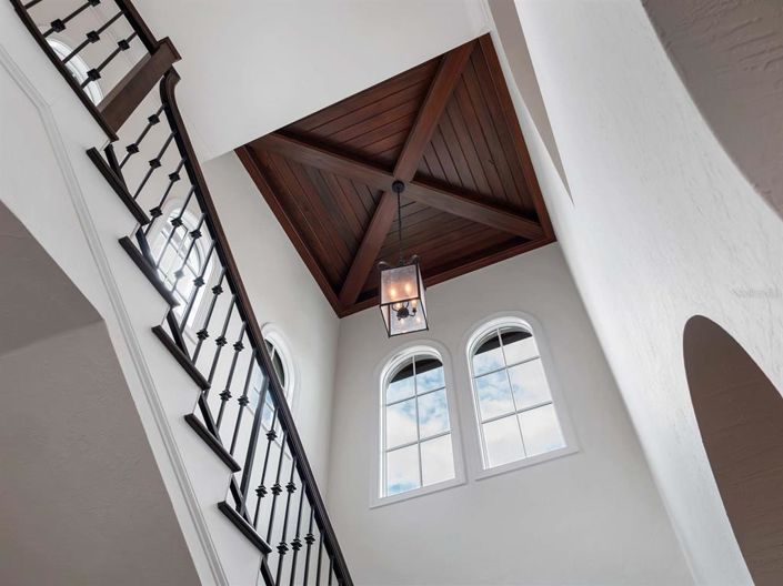 Image No.31-5 Bed House for sale