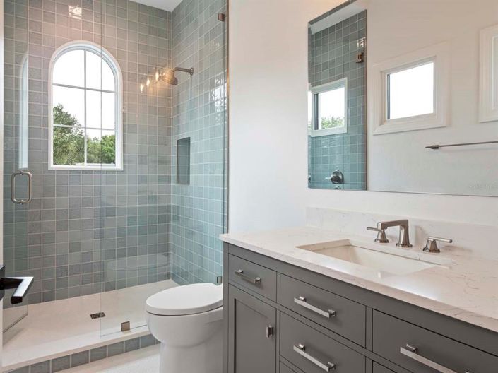 Image No.38-5 Bed House for sale