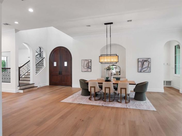 Image No.4-5 Bed House for sale