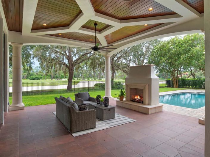 Image No.44-5 Bed House for sale