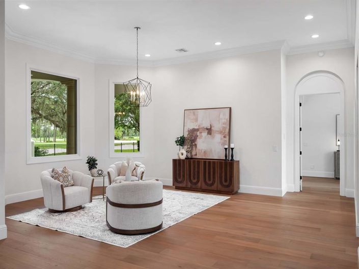 Image No.9-5 Bed House for sale