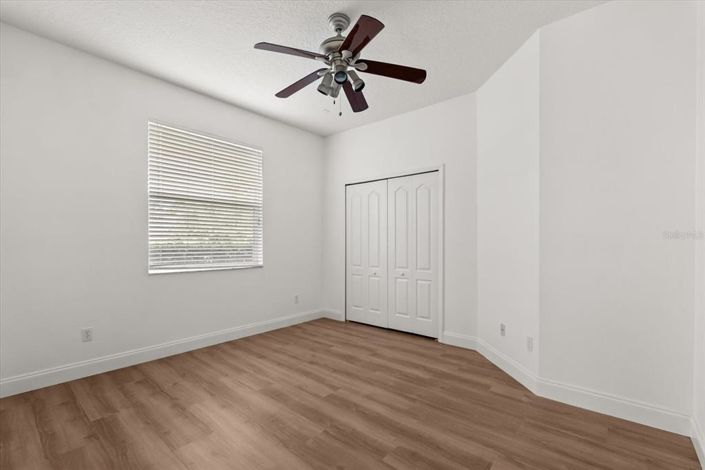 Image No.16-5 Bed House for sale