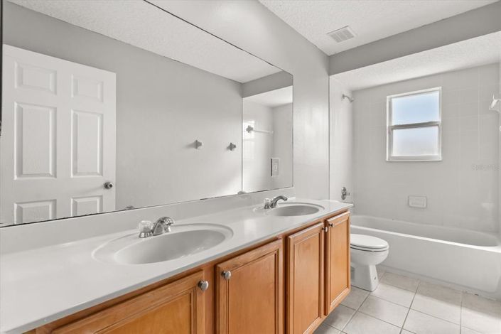 Image No.27-5 Bed House for sale