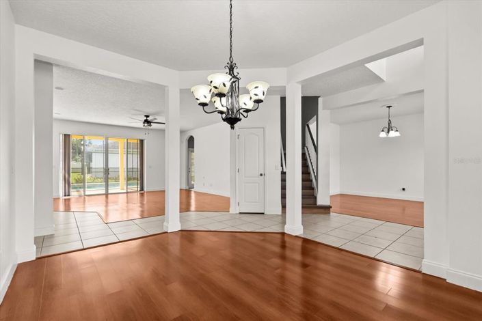 Image No.6-5 Bed House for sale