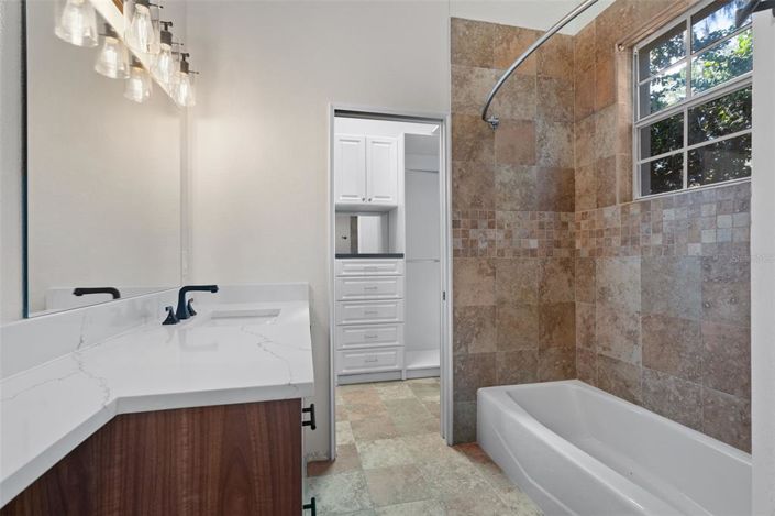 Image No.35-Maison de 4 chambres à vendre à Saint John